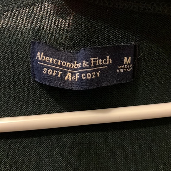 Abercrombie Soft/Cozy Sweater (M) - Picture 4 of 5